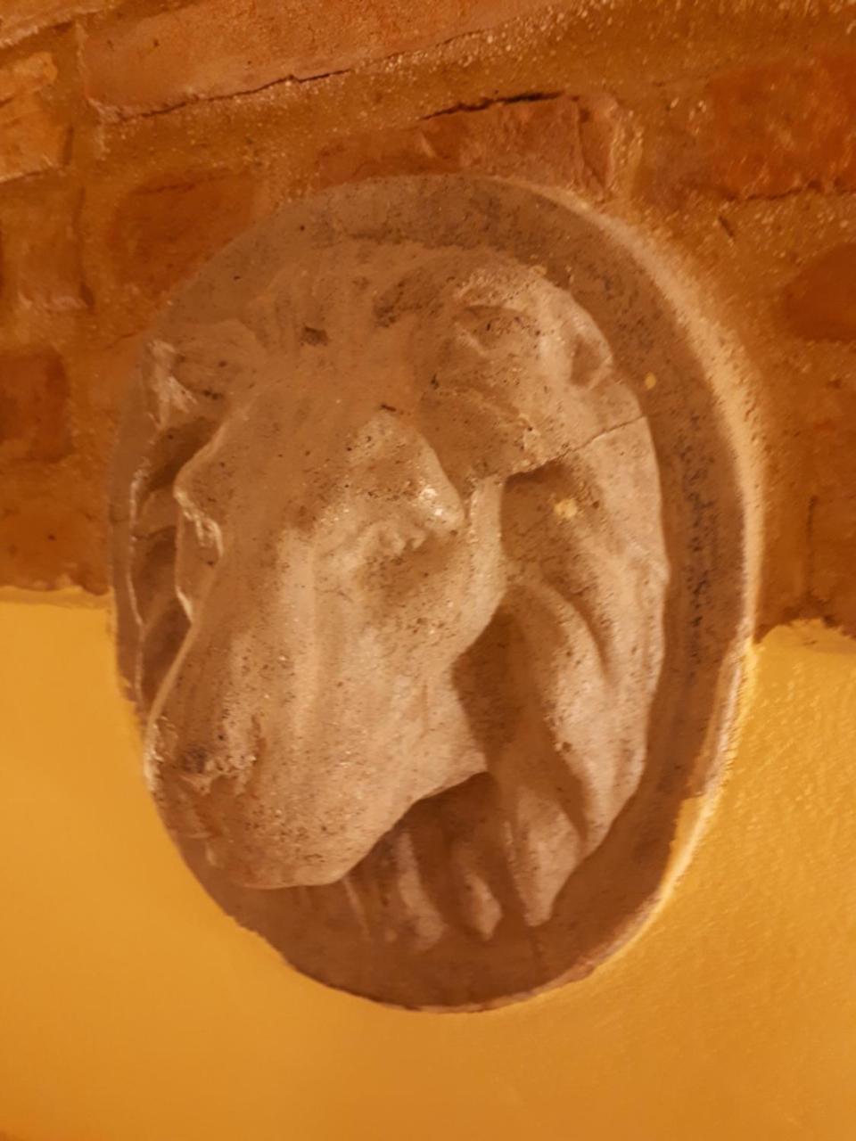 צ'רטאלדו Hotel Il Castello מראה חיצוני תמונה